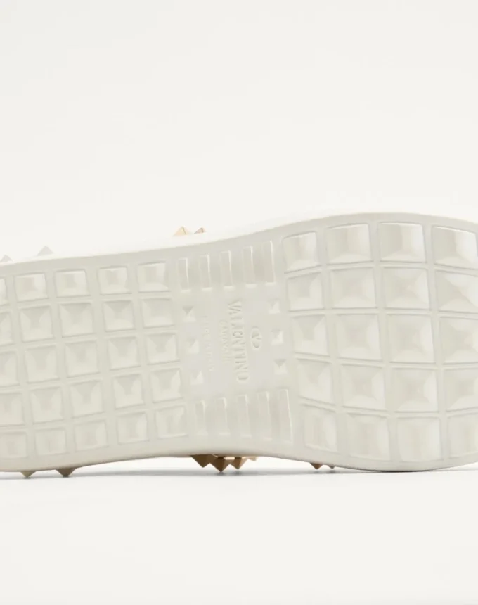 Zapatillas abiertas sin título