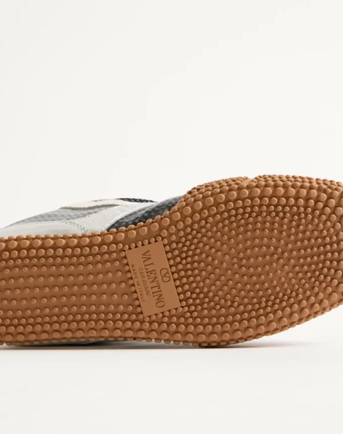 Zapatillas Amphibia en piel de becerro engomada y napa laminada Zapatillas Amphibia en piel de becerro engomada y napa laminada