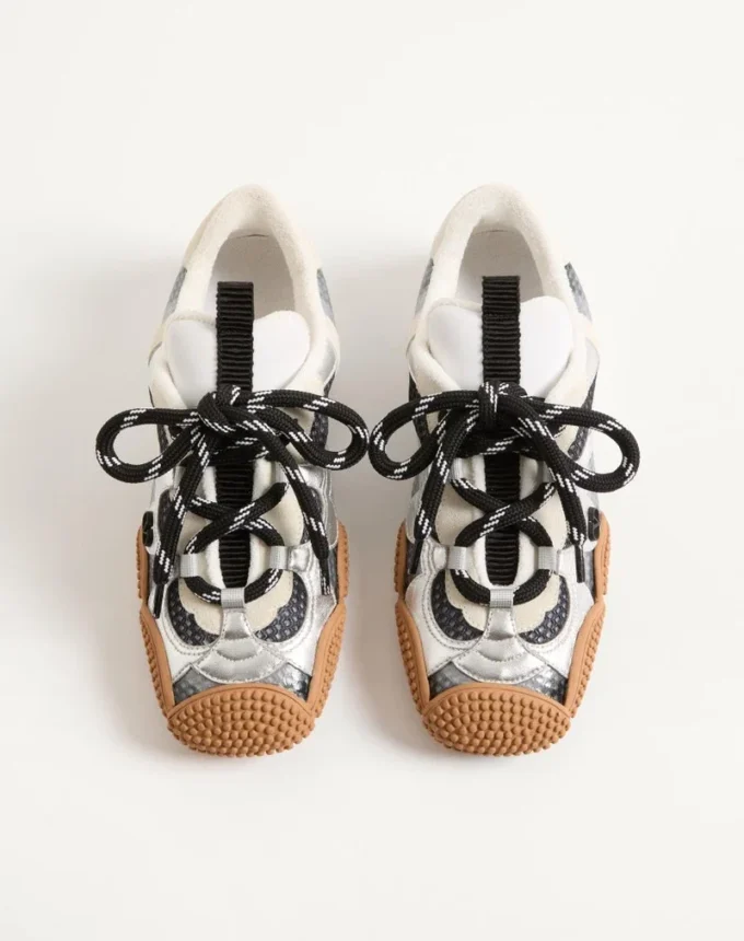 Zapatillas Amphibia en piel de becerro engomada y napa laminada Zapatillas Amphibia en piel de becerro engomada y napa laminada