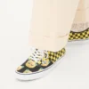 Zapatillas bajas de tela Valentino Garavani y Vans con estampado VLogo Checkerboard y Le Chat De La Maison Zapatillas bajas de tela Valentino Garavani y Vans con estampado VLogo Checkerboard y Le Chat De La Maison