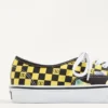 Zapatillas bajas de tela Valentino Garavani y Vans con estampado VLogo Checkerboard y Le Chat De La Maison Zapatillas bajas de tela Valentino Garavani y Vans con estampado VLogo Checkerboard y Le Chat De La Maison