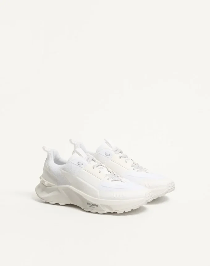 Zapatillas bajas True Act de malla y tejido engomado Zapatillas bajas True Act de malla y tejido engomado