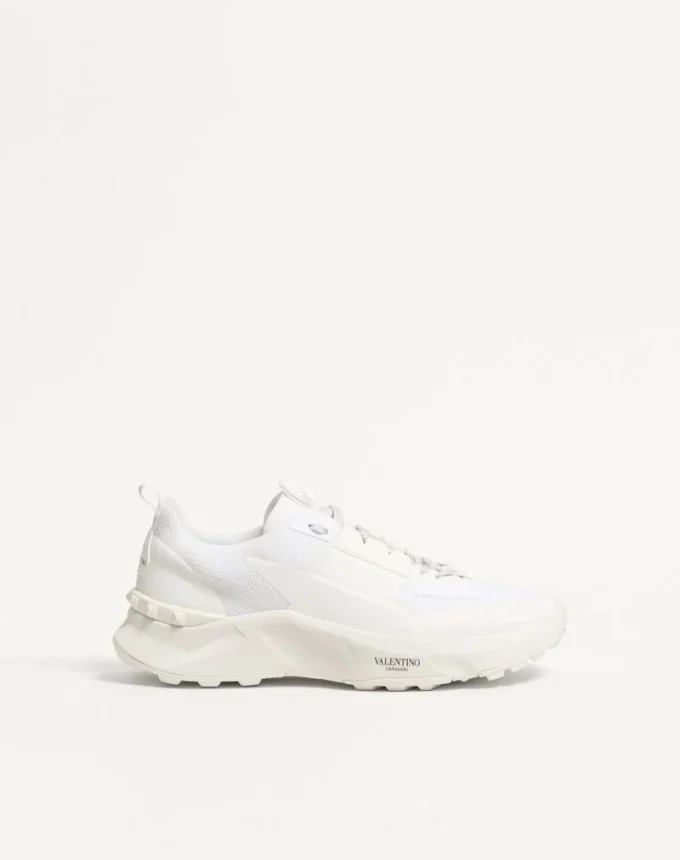 Zapatillas bajas True Act de malla y tejido engomado Zapatillas bajas True Act de malla y tejido engomado