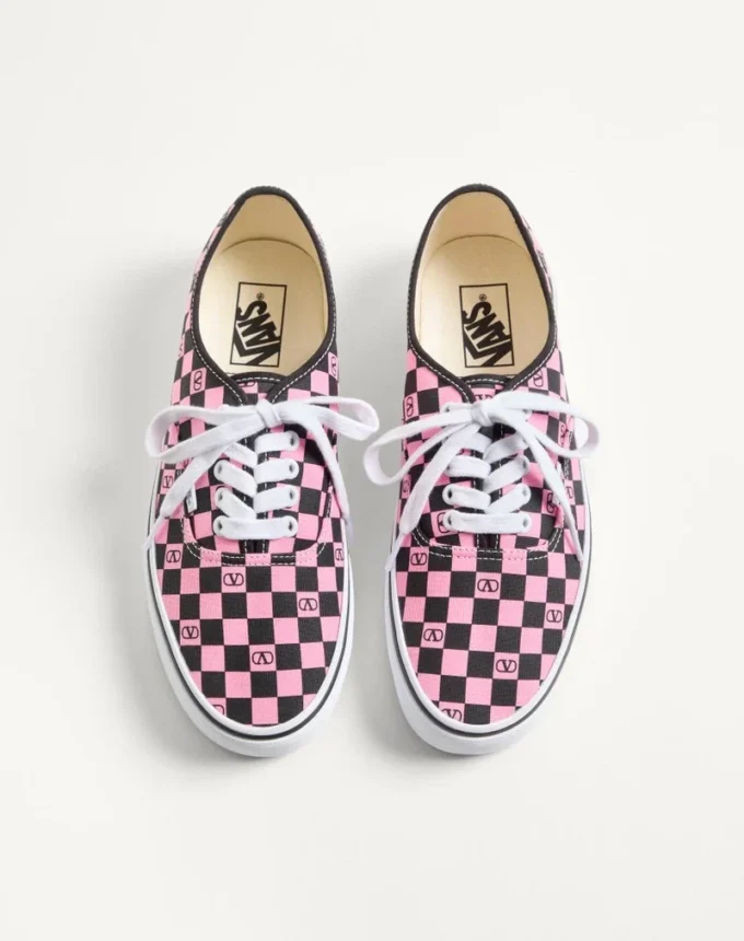 Zapatillas bajas Valentino Garavani y Vans de tela con estampado de damero VLogo Zapatillas bajas Valentino Garavani y Vans de tela con estampado de damero VLogo