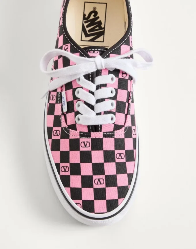 Zapatillas bajas Valentino Garavani y Vans de tela con estampado de damero VLogo Zapatillas bajas Valentino Garavani y Vans de tela con estampado de damero VLogo