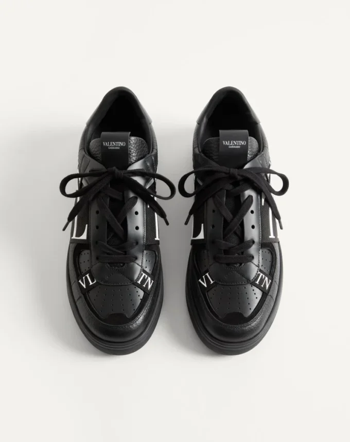 Zapatillas bajas Vl7N de piel de becerro con bandas Zapatillas bajas Vl7N de piel de becerro con bandas