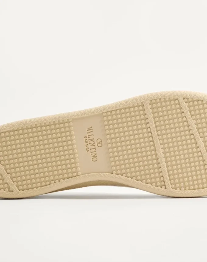 Zapatillas Royco de piel de becerro napa con motivo Le Chat De La Maison Zapatillas Royco de piel de becerro napa con motivo Le Chat De La Maison