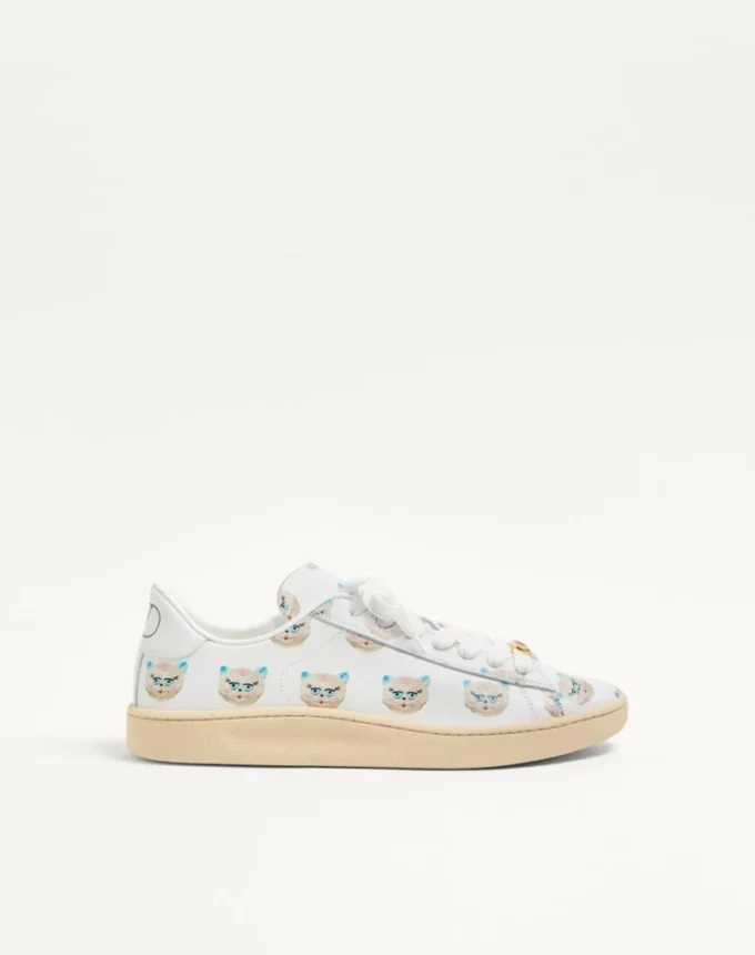 Zapatillas Royco de piel de becerro napa con motivo Le Chat De La Maison Zapatillas Royco de piel de becerro napa con motivo Le Chat De La Maison