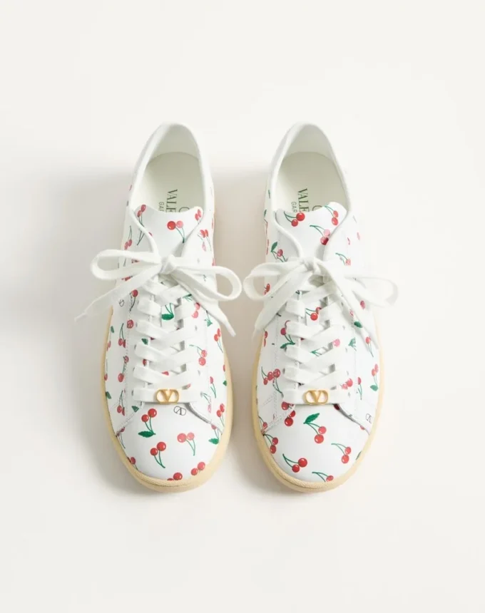 Zapatillas Royco en piel de becerro napa con estampado Cherryfic Zapatillas Royco en piel de becerro napa con estampado Cherryfic