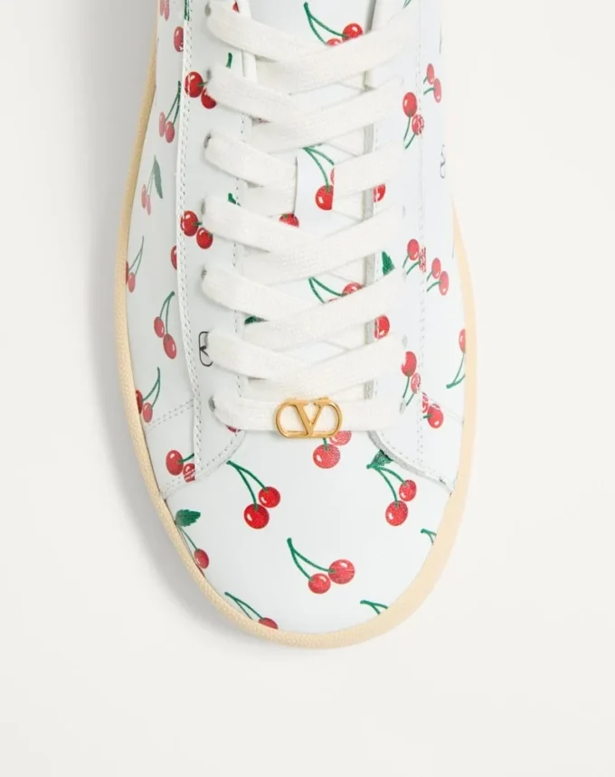 Zapatillas Royco en piel de becerro napa con estampado Cherryfic Zapatillas Royco en piel de becerro napa con estampado Cherryfic