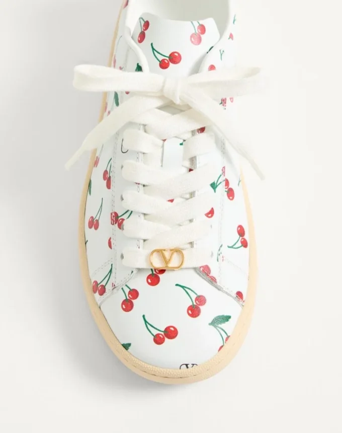 Zapatillas Royco en piel de becerro napa con estampado Cherryfic Zapatillas Royco en piel de becerro napa con estampado Cherryfic
