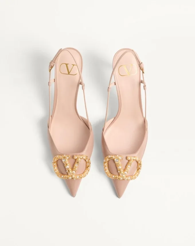 Zapatos de salón con talón abierto de piel de becerro con logotipo joya de 80 mm Zapatos de salón con talón abierto de piel de becerro con logotipo joya de 80 mm