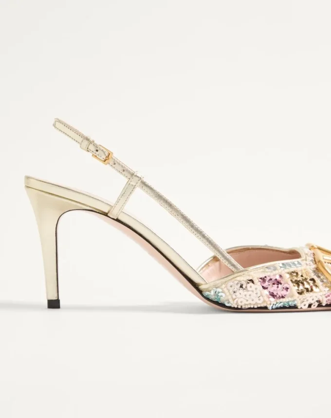 Zapatos de salón con talón abierto y bordado Rhombelle 80 mm de VLogo Signature. Zapatos de salón con talón abierto y bordado Rhombelle 80 mm de VLogo Signature.