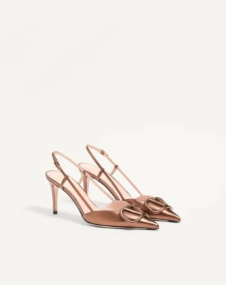 Zapatos de salón con talón abierto y logotipo Vlogo en piel napa laminada de 80 mm Zapatos de salón con talón abierto y logotipo Vlogo en piel napa laminada de 80 mm