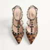 Zapatos de salón Rockstud con tiras en piel de becerro efecto pony 100 mm
