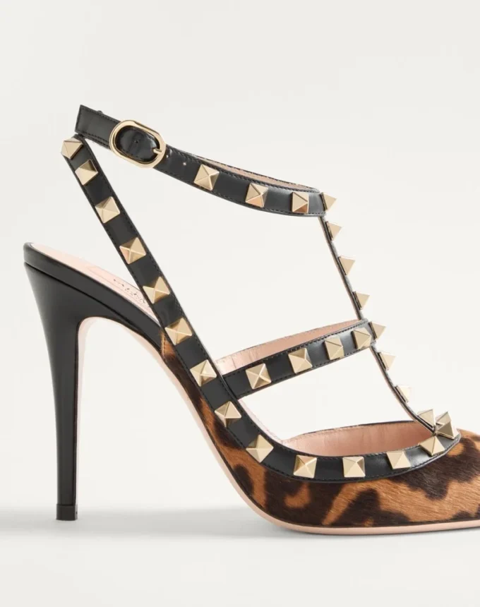 Zapatos de salón Rockstud con tiras en piel de becerro efecto pony 100 mm