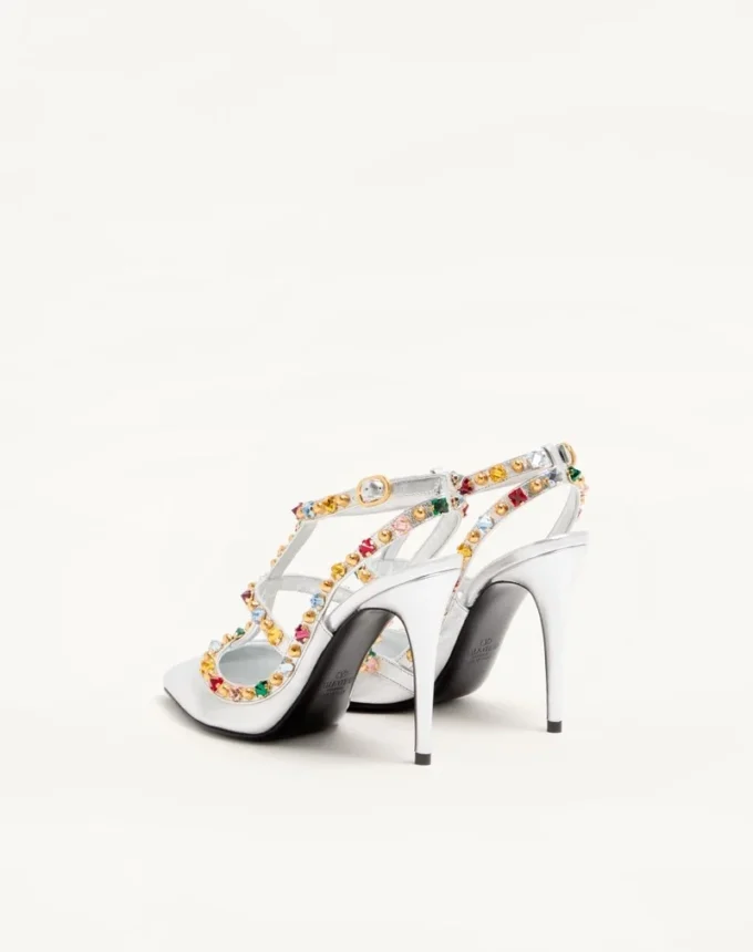 Zapatos de salón Rockstud en napa laminada con cabujones y cristales de 100 mm Zapatos de salón Rockstud en napa laminada con cabujones y cristales de 100 mm