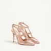 Zapatos de salón Rockstud en piel napa laminada 100 mm