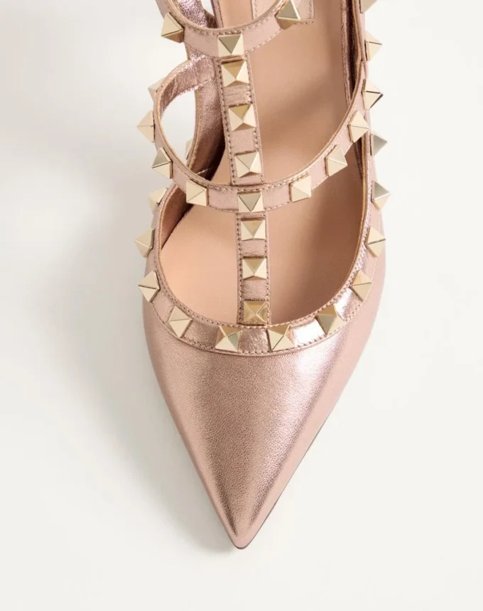 Zapatos de salón Rockstud en piel napa laminada 100 mm