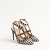 Zapatos de salón Rockstud en tejido pied-de-poule de 100 mm